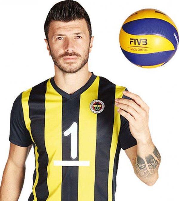 Burcu Özberk'in yeni aşkı Fenerbahçeli