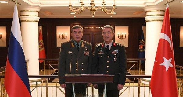 Bakan Akar, Rus mevkidaşıyla konuştu