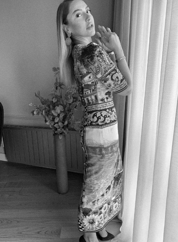 Hadise'nin yüzü değişti