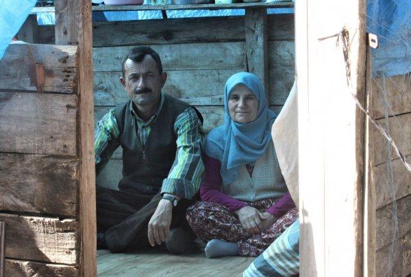 Şehri bırakıp ormana yerleşti