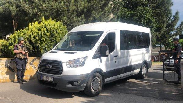 Öcalan'ın avukatları İmralı'ya doğru yola çıktı