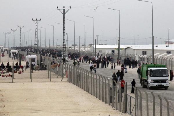 Şanlıurfa'da mülteci kampını tahliye sürüyor