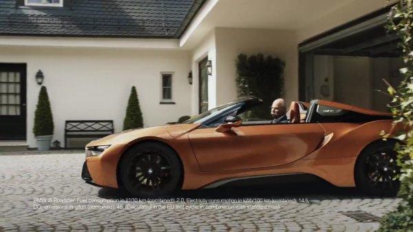 BMW'nin Mercedes'e gönderme yaptığı reklam