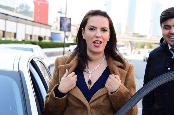 Yeşim Salkım: Benim sanat dünyasında dostum yok