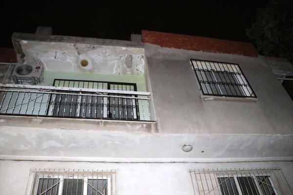 İzmir'de annesini kabloyla boğarak öldürdü