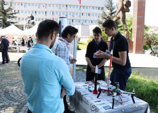 Zonguldaklı gençler roket üretti