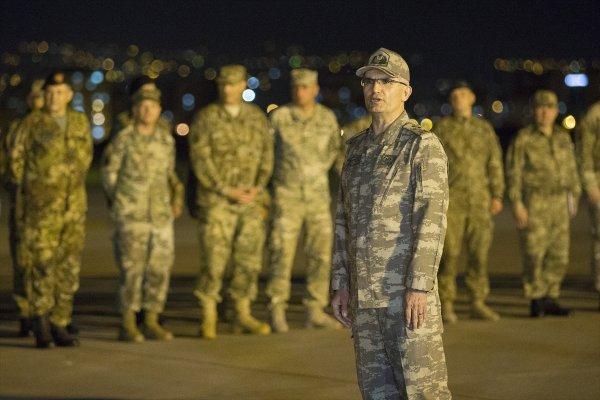 Yarasa Komandolar gece atlayışı gerçekleştirdi