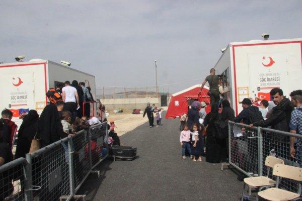 5 bin Suriyeli Ramazan Bayramı için ülkesine gitti