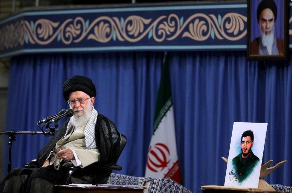 İran lideri Hamaney nükleer anlaşmaya inanmıyordum dedi