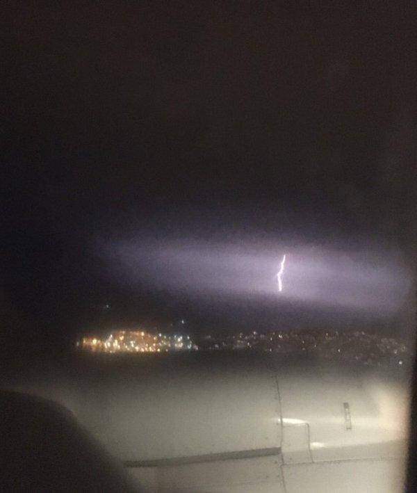 İstanbul'da gök gürültülü sabah