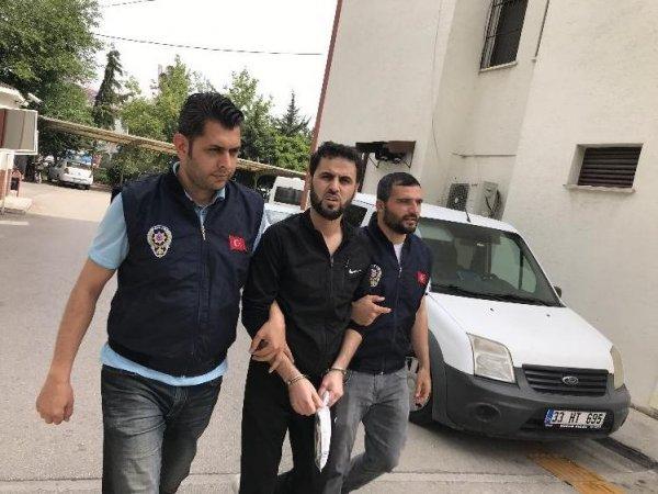 Suriyeli sahte doktor anne olmak isteyenleri dolandırdı