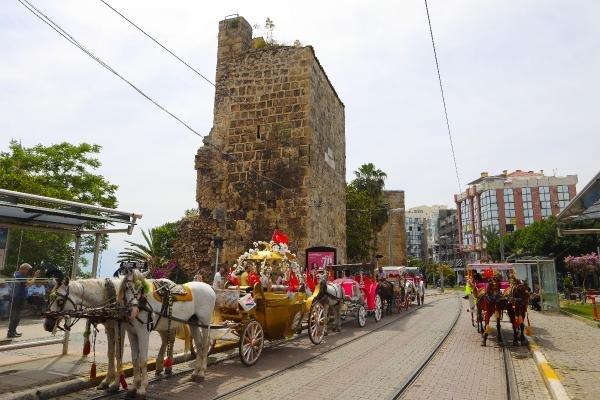 Antalya'da fayton faaliyeti bitiyor