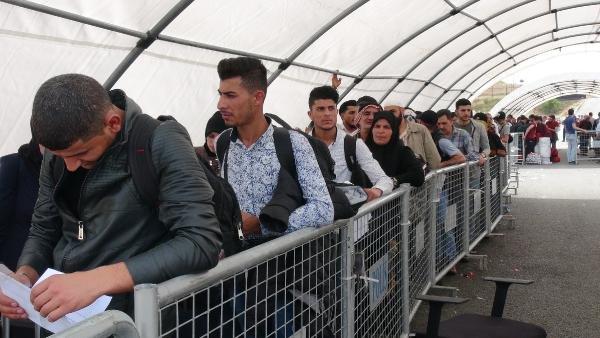 Suriyeliler Ramazan Bayramı için ülkesine gidiyor