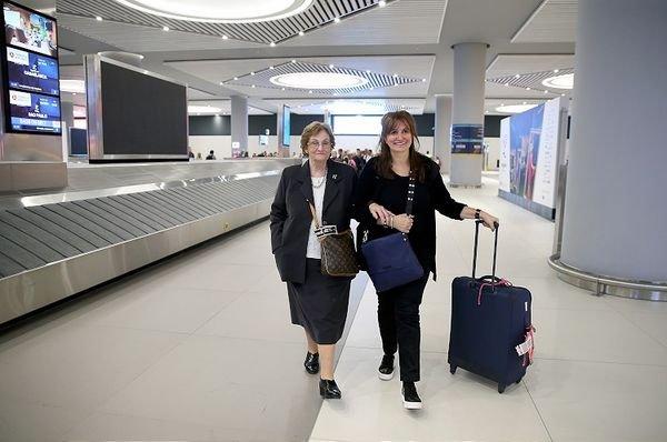 Gurbetçi kadın 69 yıl sonra Türkiye'ye geldi