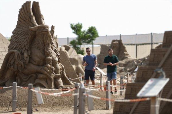 Uluslararası Antalya Kum Heykel Festivali başladı