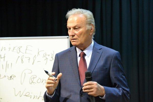 Sanatçı dostlarından Eşref Kolçak'a veda