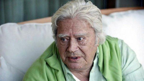 Sanatçı dostlarından Eşref Kolçak'a veda