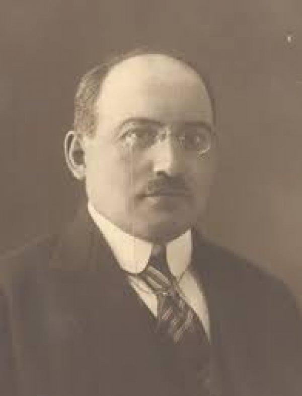 başka dünyada canlı mahlukatlar var mıdır - Osman Nuri Eralp