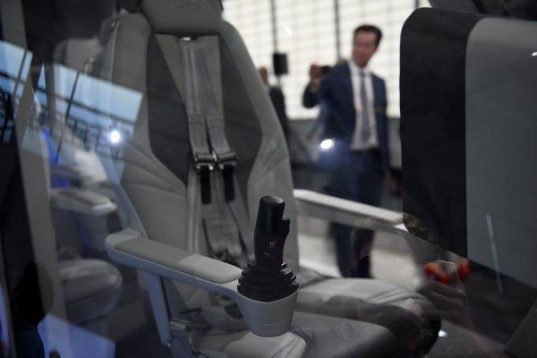 Uçan otomobil 'Skai' tanıtıldı