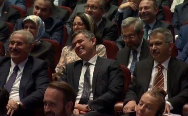 Avukatlara yeşil pasaport hakkı