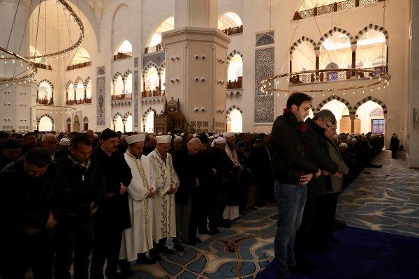 Ramazan Bayramı namazı saatleri belli oldu