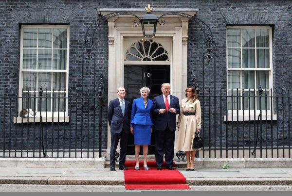 Theresa May ve Trump bir araya geldi