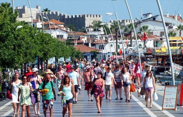 Avrupa'dan turist akını yabancı medyayı şaşırttı