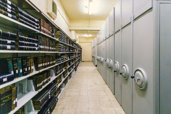 Aptullah Kuran Kütüphanesi’ndeki saklı tarih