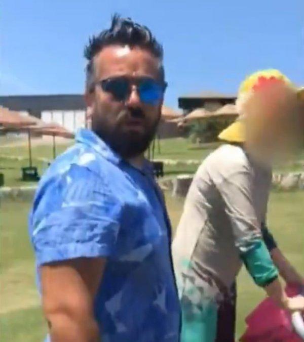 Alaçatı'da başörtülü kadını plaja almadılar