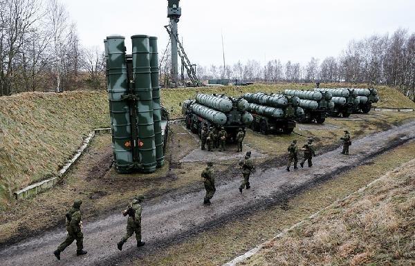 Rusya ve ABD'den S-400 mesajları