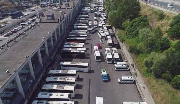 Memleketlerine giden tatilciler dönüyor