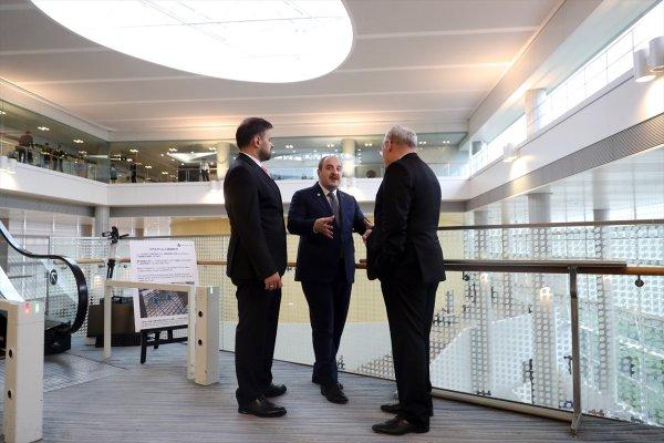 Bakan Varank: Dijitalleşmede tüketici güveni kazanılmalı