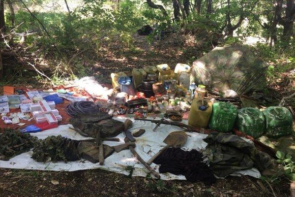 Pençe Harekatı'nda 3 sığınak daha imha edildi