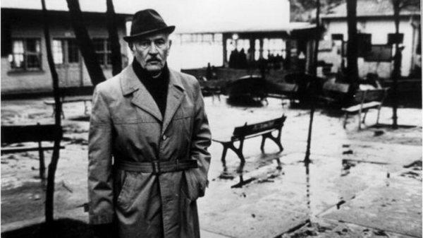 Edebi yönü ve şiirleriyle Oktay Rifat