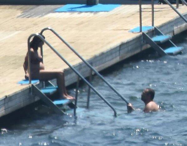 Ali Sunal'ın bebeği göründü