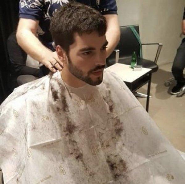 Akın Akınözü'nün askerlik hazırlığı