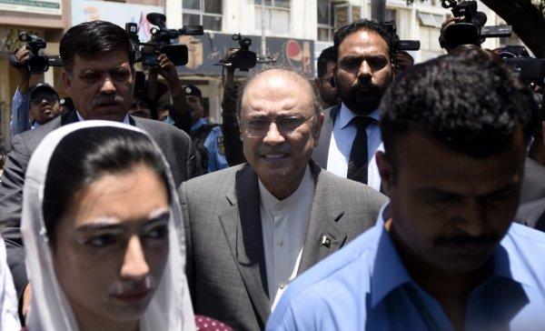 Eski devlet başkanı para aklamadan gözaltına alındı