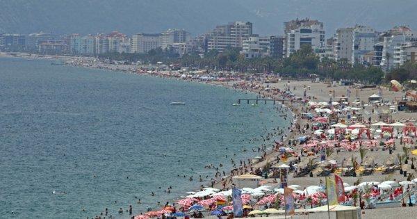 Bayram tatili turizmcilerin yüzünü güldürdü