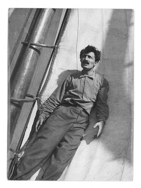 Özdemir Asaf kimdir? biyografisi