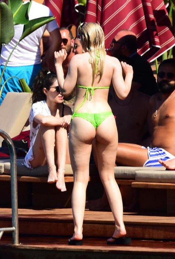 Aleyna Tilki dalga konusu oldu