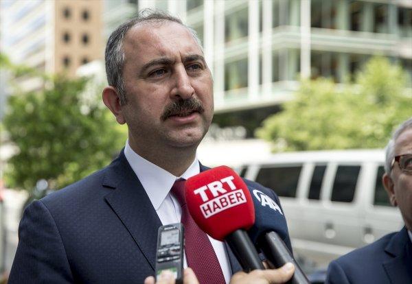 Adalet Bakanı'ndan FETÖ elebaşının iadesi açıklaması