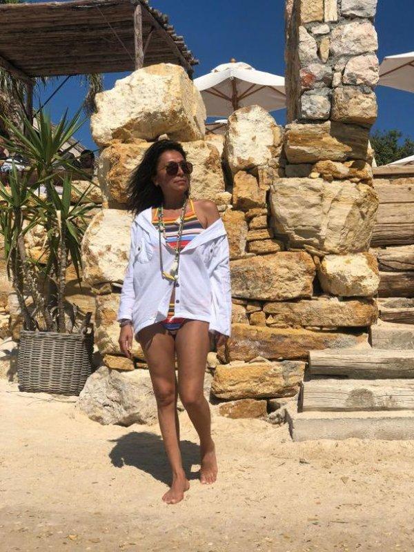 Asuman Dabak fit vücuduyla şaşırttı