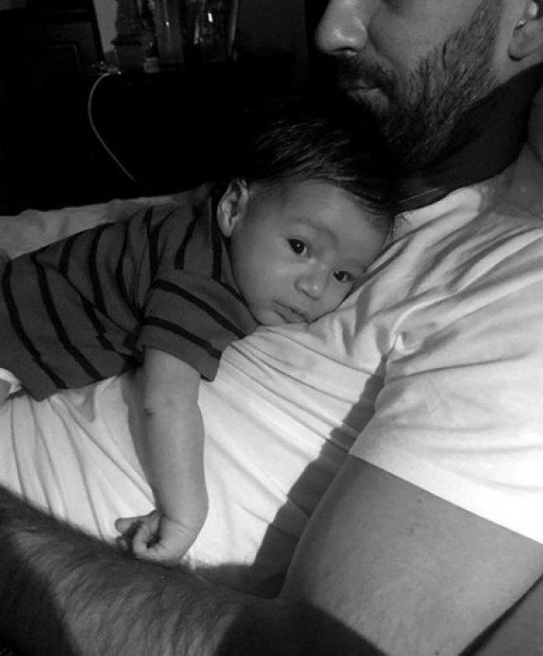 Arda Turan'ın oğluyla ilk pozu