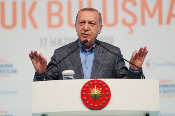 Erdoğan:  Sisi ile aynı masada oturmam