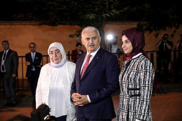 Fotoğraf sırasında İmamoğlu ile Yıldırım'ın diyaloğu