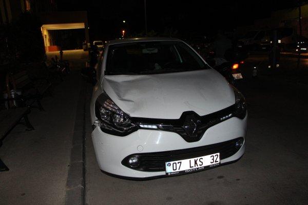 Süt aldığı aracın önünden karşıya geçerken araba çarptı