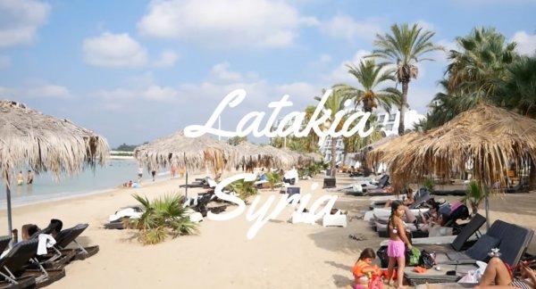 Lazkiye Plajı'nda eğlenen Suriyeliler