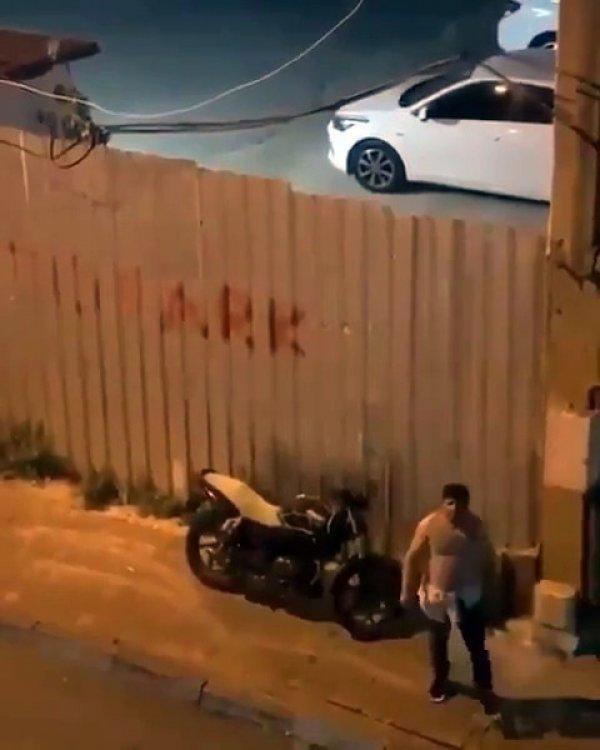 Hırsızı suçüstü yakalayan vatandaş kamerada