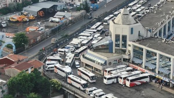İstanbul Otogarı'nda seçim yoğunluğu