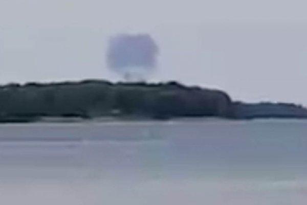 Almanya'da iki savaş uçağı düştü